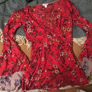 CORAL FLORAL BELL SLEEVE V NECK ROMPER